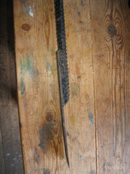 Самодельный инструмент для перерубания корней и поросли