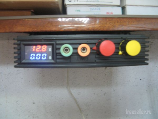 Лабораторный блок питания своими руками.