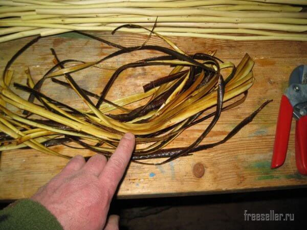 Изготовление шпалеры из коры