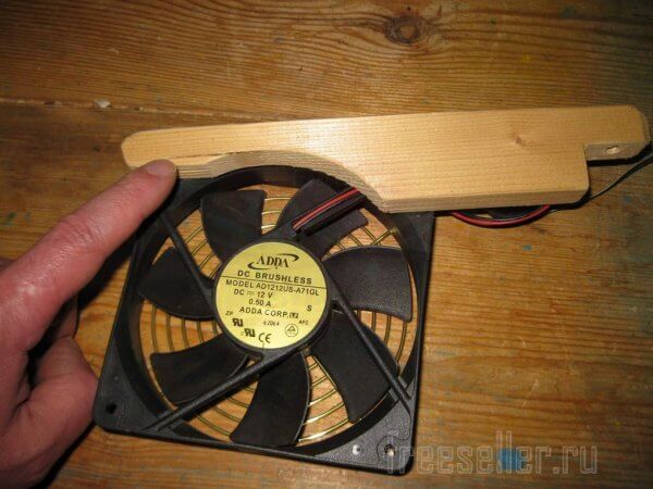 Дощечка для крепления кулера