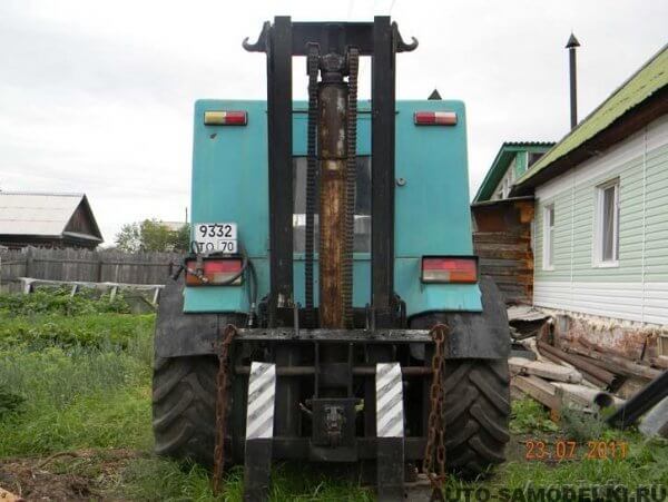 Самодельный трактор погрузчик из старой сельхоз техники