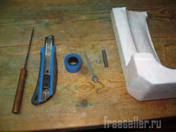 Материалы и инструменты для изготовления датчика поплавка для поливочной бочки