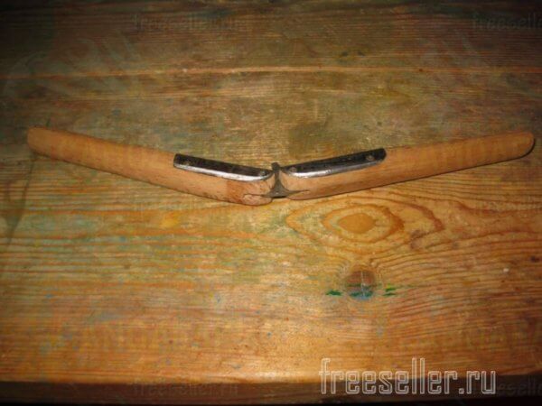 Самодельные компактные щипцы для мелких орехов