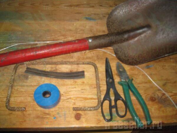 материалы и инструменты для изготовления дополнительной рукоятки для лопаты