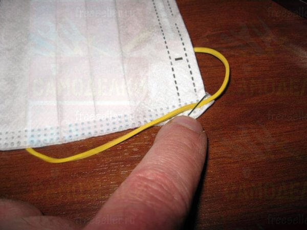 Как быстро переделать одноразовые маски с завязками на маски с резинками