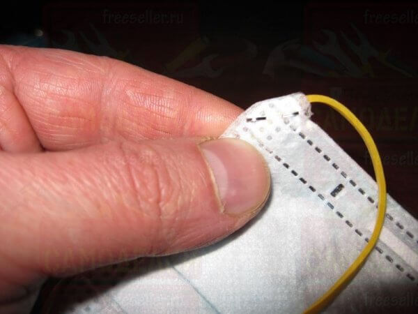 Как быстро переделать одноразовые маски с завязками на маски с резинками