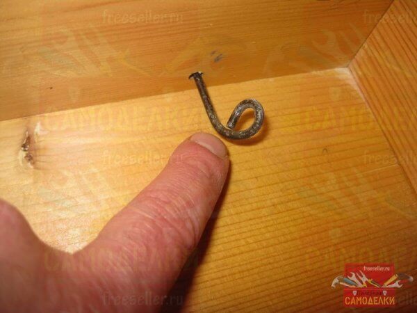 Удобная вытяжная ручка для небольшой скамейки