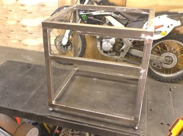 Изготовление циркулярного станка из болгарки