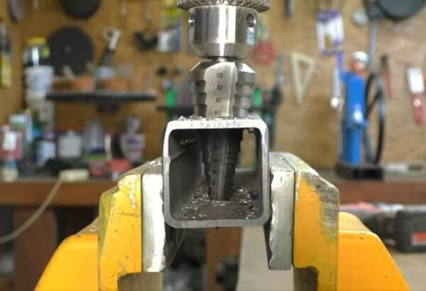 Изготовление циркулярного станка из болгарки