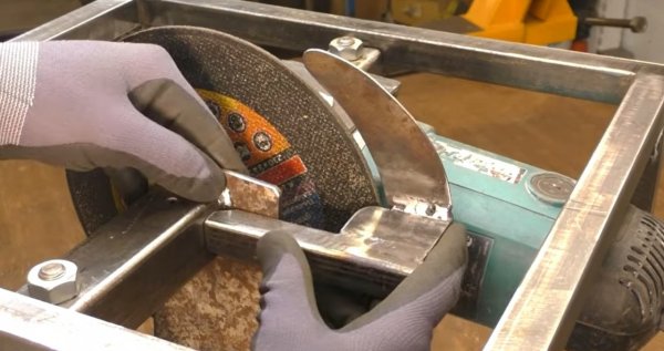 Изготовление циркулярного станка из болгарки