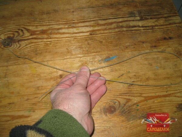 Процесс изготовления крючков для сушки веников