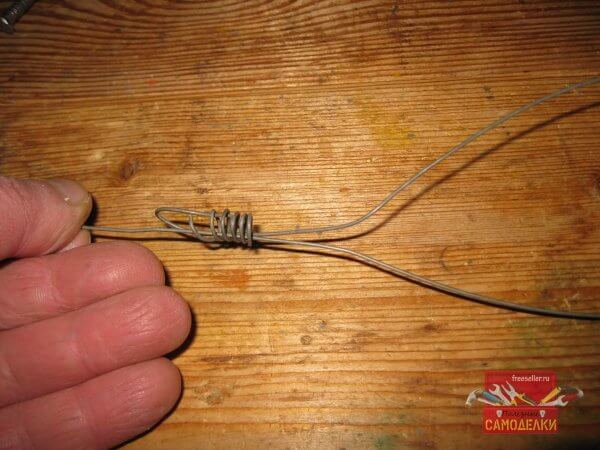 Процесс изготовления крючков для сушки веников