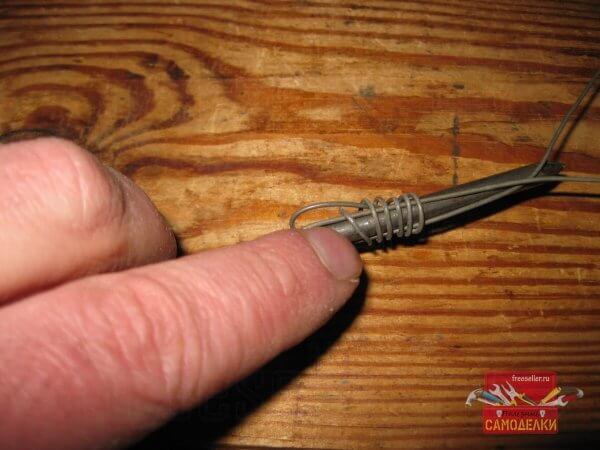 Процесс изготовления крючков для сушки веников