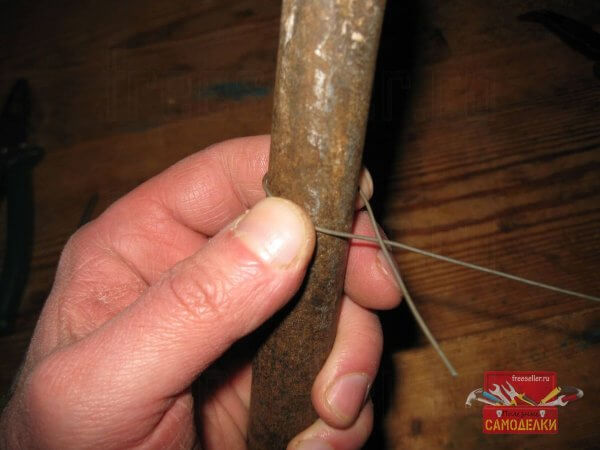 Процесс изготовления крючков для сушки веников