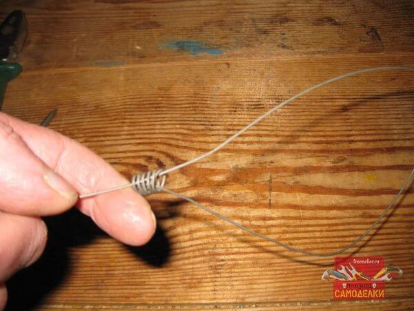 Процесс изготовления крючков для сушки веников