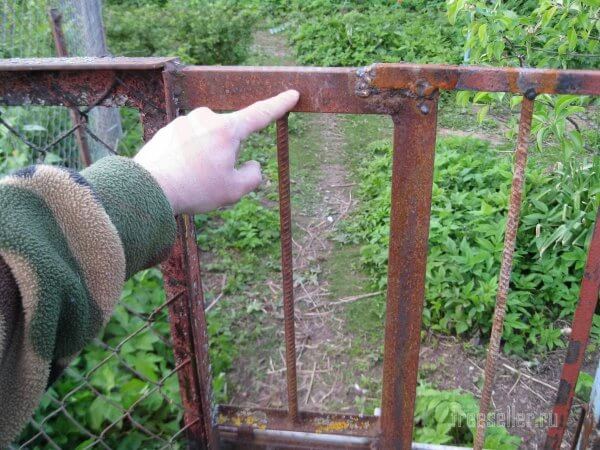 Самоделки для дачи. Удобная калитка.