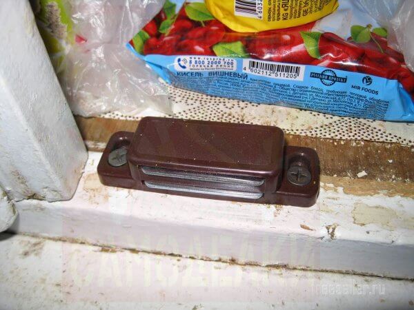 Магнит для плотного закрывания дверцы