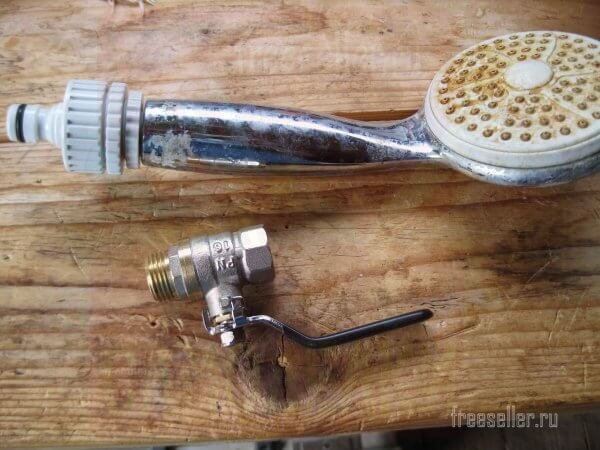 доработка приспособления для полива из душевой лейки