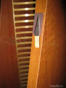 Маленькие ножички для вскрытия упаковки из лезвий от канцелярского ножа