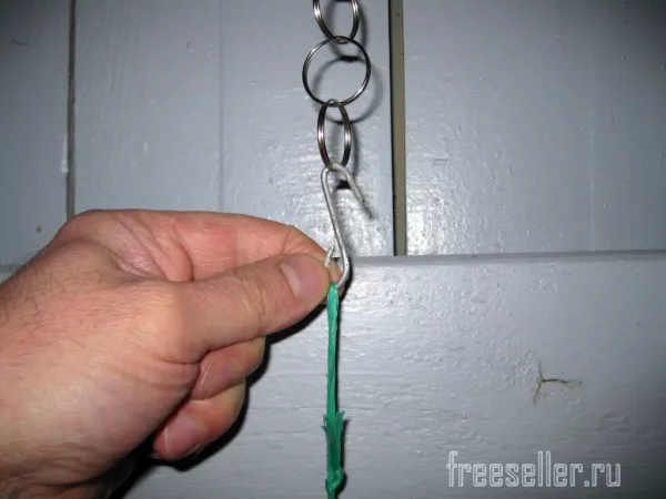 Цепочка-подвес для светильника из пружинных колец для ключей